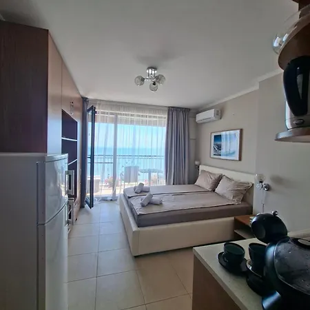 Akrotiria Sea View Apartament